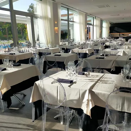 The Sydney 4*