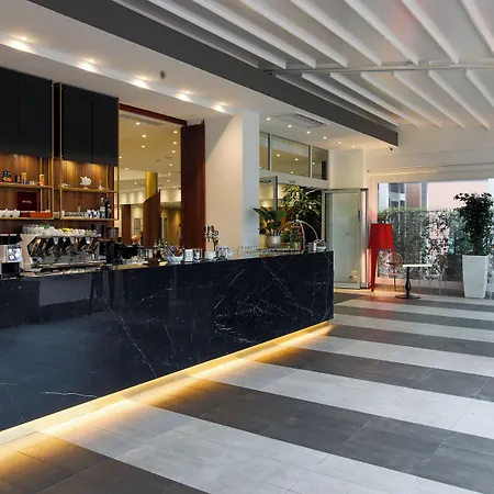 Hotel The Sydney 4*
