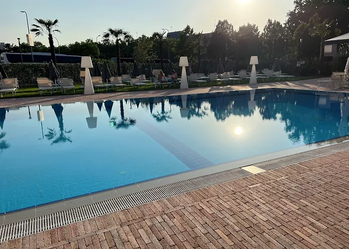 فندق The Sydney 4*