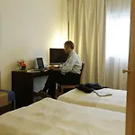The Sydney 4* Bolonia