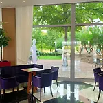 Hotel The Sydney 4*