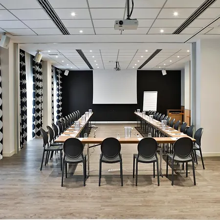 The Sydney Hotel Bolonia