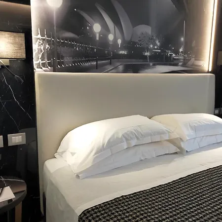 The Sydney 4*