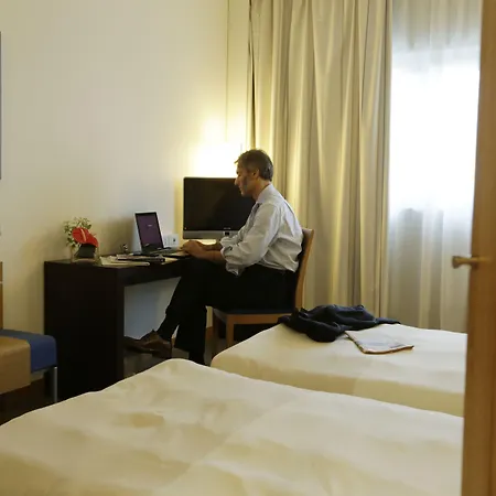 The Sydney 4* ボローニャ